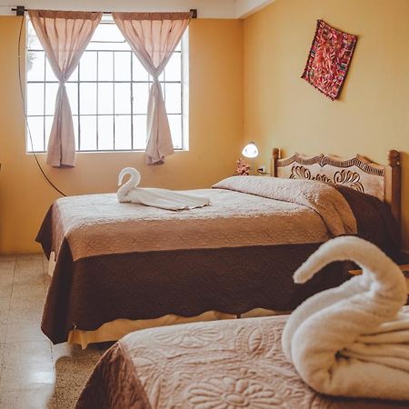 Hotel Shinula Huehuetenango Exteriör bild