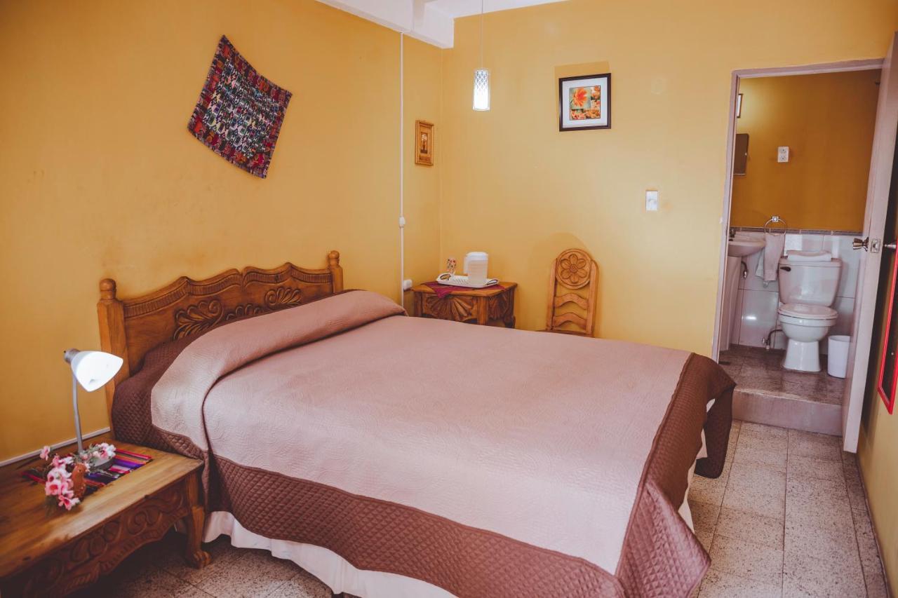 Hotel Shinula Huehuetenango Exteriör bild